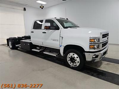2022 Chevrolet SILVERADO 6500   - Photo 3 - Jupiter, FL 33469