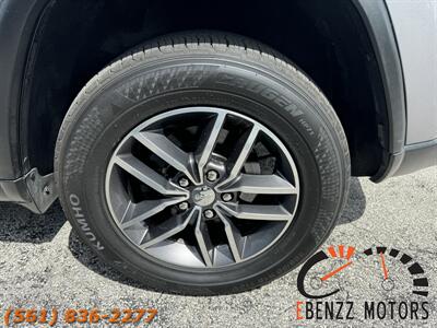 2017 Jeep Grand Cherokee Limited   - Photo 13 - Jupiter, FL 33469
