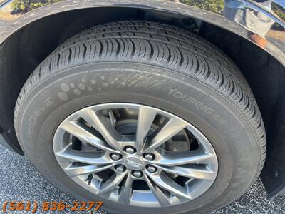 2021 Cadillac XT5 Premium Luxury   - Photo 18 - Jupiter, FL 33469
