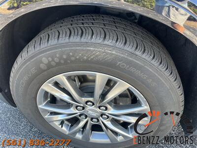 2021 Cadillac XT5 Premium Luxury   - Photo 18 - Jupiter, FL 33469