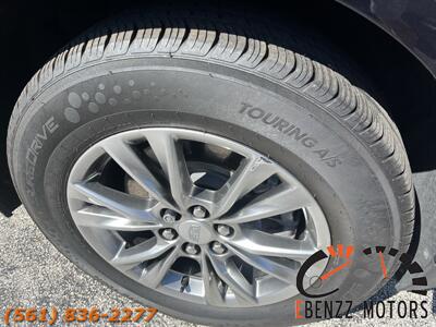 2021 Cadillac XT5 Premium Luxury   - Photo 19 - Jupiter, FL 33469