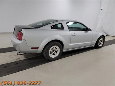 2007 Ford Mustang V6 Deluxe   - Photo 4 - Jupiter, FL 33469