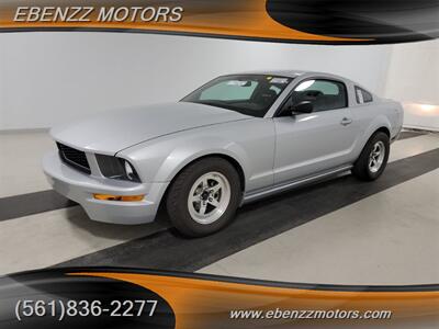 2007 Ford Mustang V6 Deluxe  