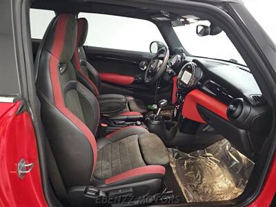 2017 MINI Hardtop 2 Door John Cooper Works   - Photo 8 - Jupiter, FL 33469