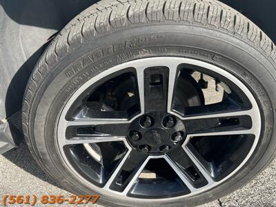 2020 Chevrolet Tahoe LT   - Photo 21 - Jupiter, FL 33469