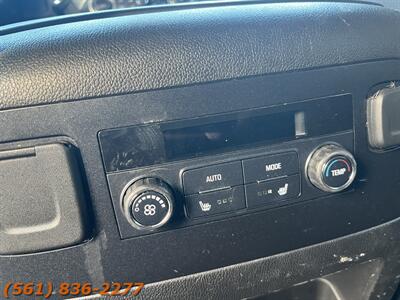 2020 Chevrolet Tahoe LT   - Photo 19 - Jupiter, FL 33469