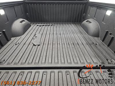 2023 Toyota Tundra SR5   - Photo 5 - Jupiter, FL 33469