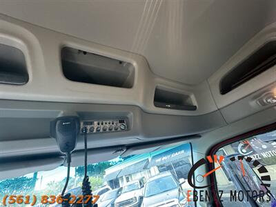 2018 Peterbilt 579 Hauler   - Photo 68 - Jupiter, FL 33469
