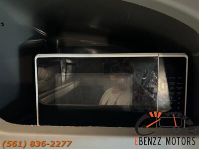 2018 Peterbilt 579 Hauler   - Photo 79 - Jupiter, FL 33469