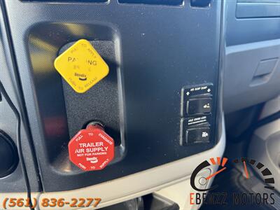 2018 Peterbilt 579 Hauler   - Photo 63 - Jupiter, FL 33469