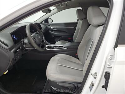 2022 Hyundai SONATA SE   - Photo 7 - Jupiter, FL 33469