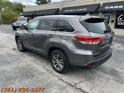 2019 Toyota Highlander Hybrid XLE   - Photo 7 - Jupiter, FL 33469