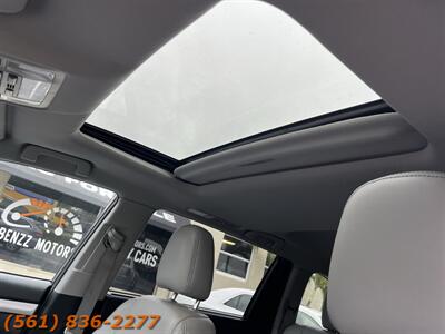 2019 Toyota Highlander Hybrid XLE   - Photo 11 - Jupiter, FL 33469