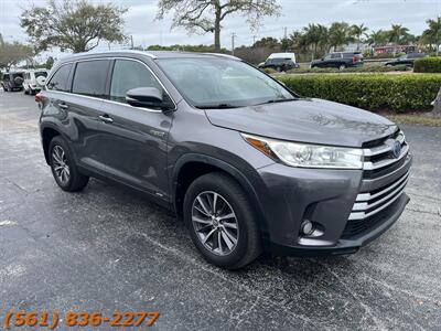 2019 Toyota Highlander Hybrid XLE   - Photo 3 - Jupiter, FL 33469