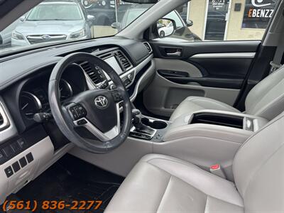 2019 Toyota Highlander Hybrid XLE   - Photo 9 - Jupiter, FL 33469