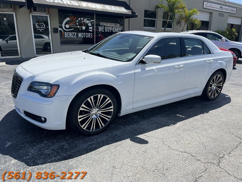 2012 Chrysler 300 S V6  