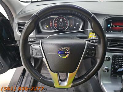 2017 Volvo V60 T5 Premier   - Photo 10 - Jupiter, FL 33469