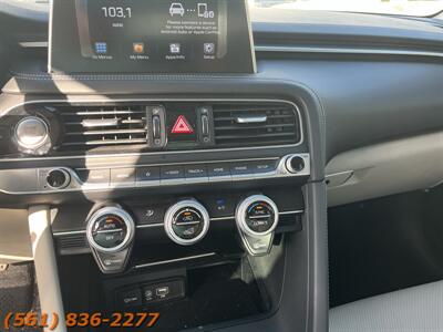2021 Genesis G70 2.0T   - Photo 9 - Jupiter, FL 33469