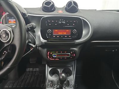 2017 Smart fortwo pure   - Photo 11 - Jupiter, FL 33469