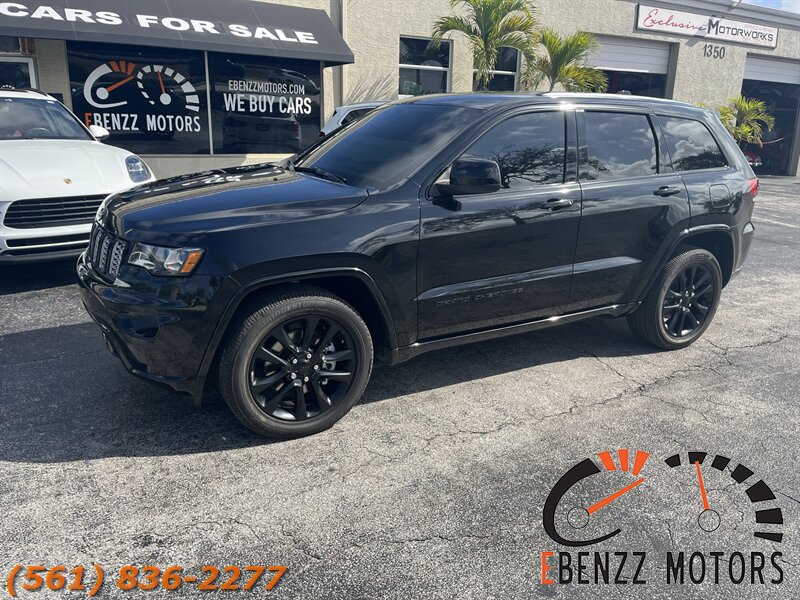 2021 Jeep Grand Cherokee Laredo X   - Photo 1 - Jupiter, FL 33469