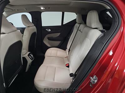 2019 Volvo XC40 T5 Momentum   - Photo 13 - Jupiter, FL 33469