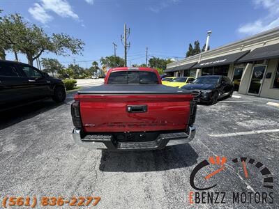 2022 Toyota Tacoma SR5   - Photo 4 - Jupiter, FL 33469