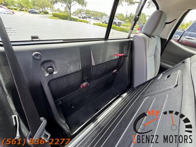 2022 Toyota Tacoma SR5   - Photo 41 - Jupiter, FL 33469