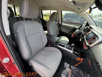 2022 Toyota Tacoma SR5   - Photo 44 - Jupiter, FL 33469