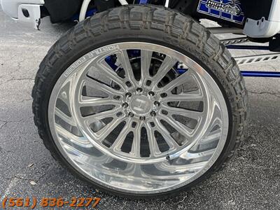 2022 Chevrolet Silverado 2500HD High Country   - Photo 9 - Jupiter, FL 33469