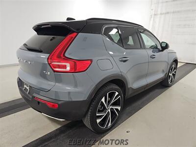 2020 Volvo XC40 T4 R-Design   - Photo 2 - Jupiter, FL 33469