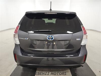 2016 Toyota Prius v Two   - Photo 5 - Jupiter, FL 33469