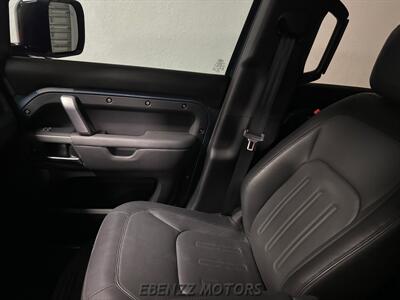 2022 Land Rover Defender 110 X-Dynamic HSE   - Photo 10 - Jupiter, FL 33469