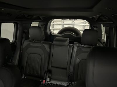 2022 Land Rover Defender 110 X-Dynamic HSE   - Photo 11 - Jupiter, FL 33469