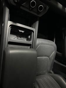 2022 Land Rover Defender 110 X-Dynamic HSE   - Photo 14 - Jupiter, FL 33469