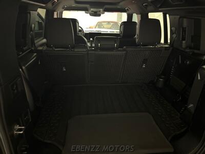 2022 Land Rover Defender 110 X-Dynamic HSE   - Photo 12 - Jupiter, FL 33469