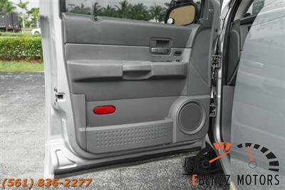 2006 Dodge Durango Limited   - Photo 23 - Jupiter, FL 33469