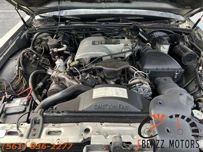 1988 Lincoln Town Car Signature   - Photo 23 - Jupiter, FL 33469