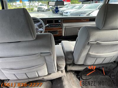1988 Lincoln Town Car Signature   - Photo 18 - Jupiter, FL 33469