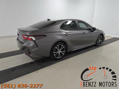 2022 Toyota Camry SE   - Photo 4 - Jupiter, FL 33469