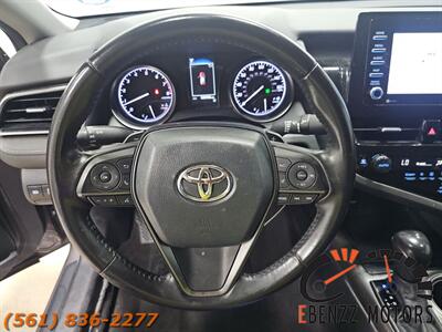 2022 Toyota Camry SE   - Photo 10 - Jupiter, FL 33469