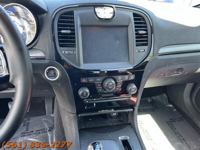 2012 Chrysler 300 Series S V6   - Photo 10 - Jupiter, FL 33469