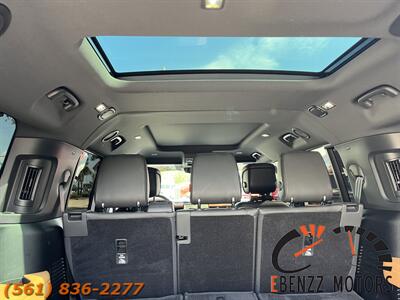 2023 Land Rover Defender 130 X-Dynamic SE   - Photo 25 - Jupiter, FL 33469