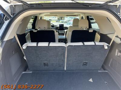 2021 Ford Explorer Platinum   - Photo 21 - Jupiter, FL 33469