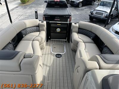 2023 Bartletta Boat  400  MERCURY - Photo 11 - Jupiter, FL 33469