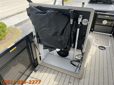 2023 Bartletta Boat  400  MERCURY - Photo 12 - Jupiter, FL 33469