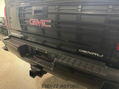 2017 GMC Sierra 2500HD Denali   - Photo 5 - Jupiter, FL 33469