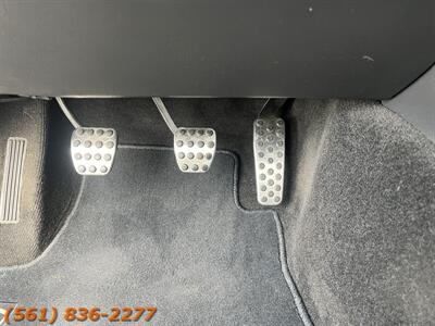 2012 Dodge Challenger SRT8 392   - Photo 13 - Jupiter, FL 33469