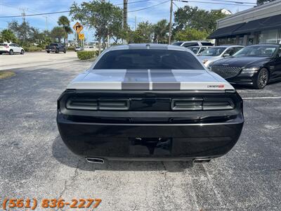 2012 Dodge Challenger SRT8 392   - Photo 6 - Jupiter, FL 33469