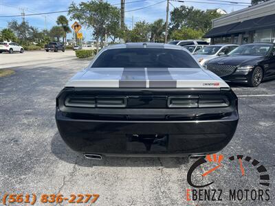 2012 Dodge Challenger SRT8 392   - Photo 6 - Jupiter, FL 33469