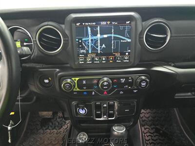 2022 Jeep Wrangler Unlimited Sahara 4xe   - Photo 11 - Jupiter, FL 33469